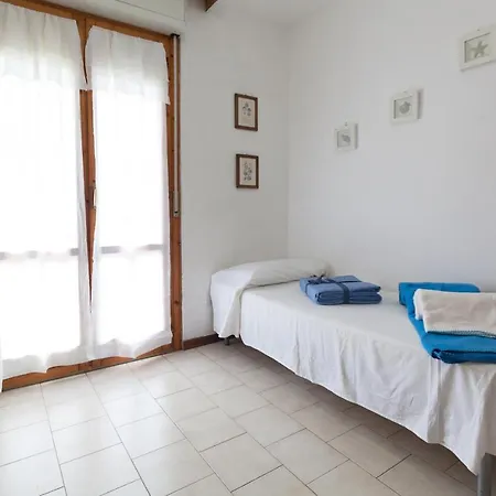 Casa Anna A Daire Porto Azzurro